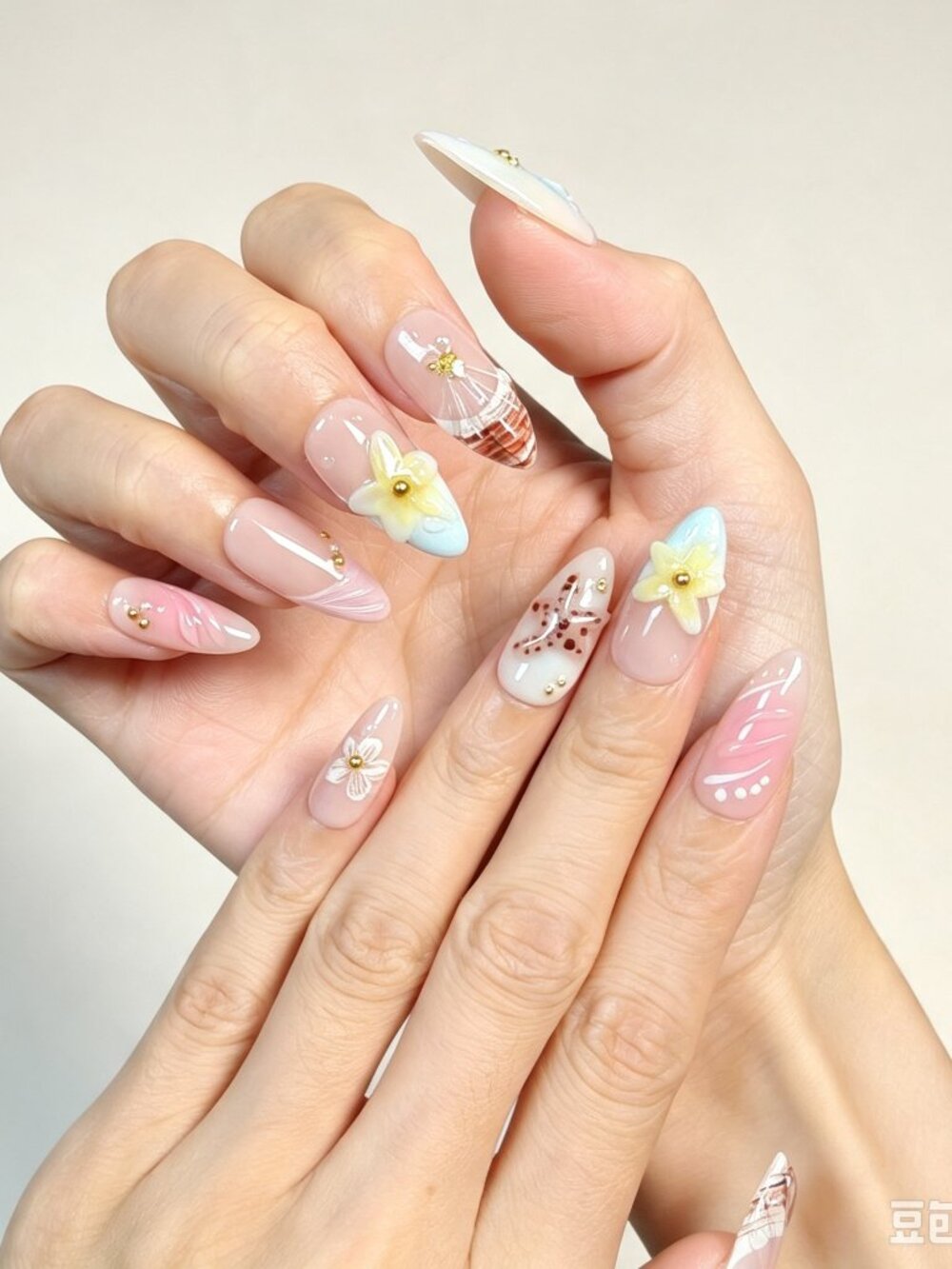 Pink and White Luxury Ocean Style Handmade Press On Nails Almond Shape